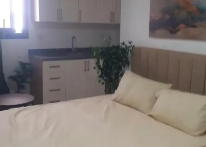 Apartamento Coco Nest Cozy Modern Near Mamsha & Airport